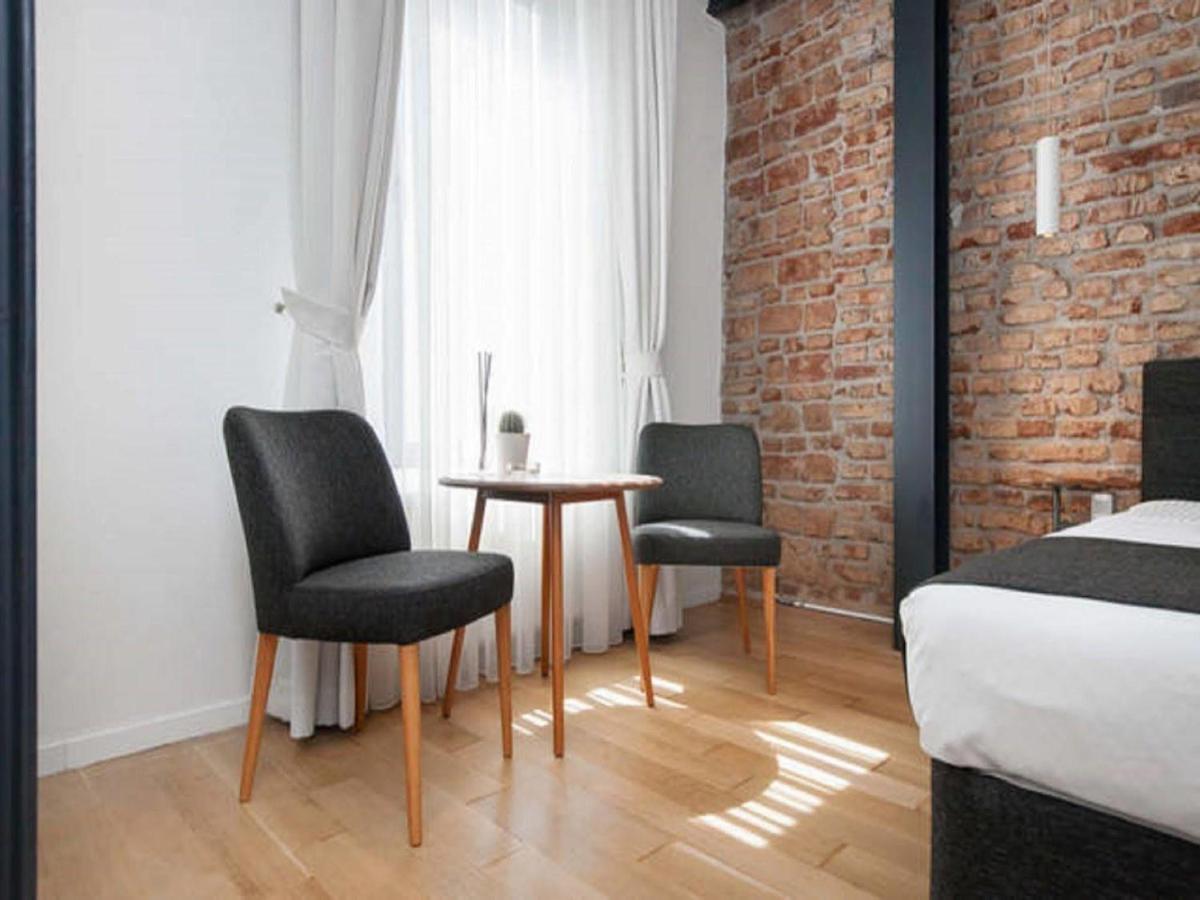 Taxim No18 Boutique Hotel อิสตันบูล ภายนอก รูปภาพ