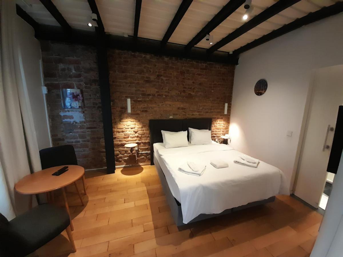 Taxim No18 Boutique Hotel อิสตันบูล ภายนอก รูปภาพ
