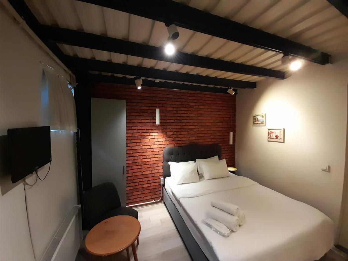 Taxim No18 Boutique Hotel อิสตันบูล ภายนอก รูปภาพ